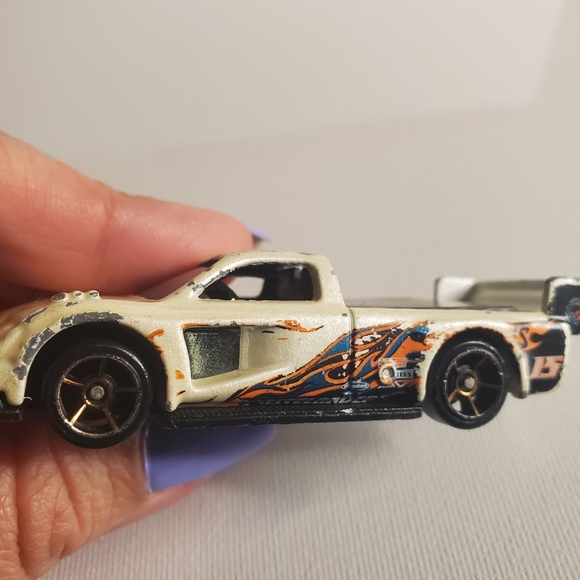 Vintage 1999- Pikes Peak Tacoma Hot Wheel - Picture 6 of 7